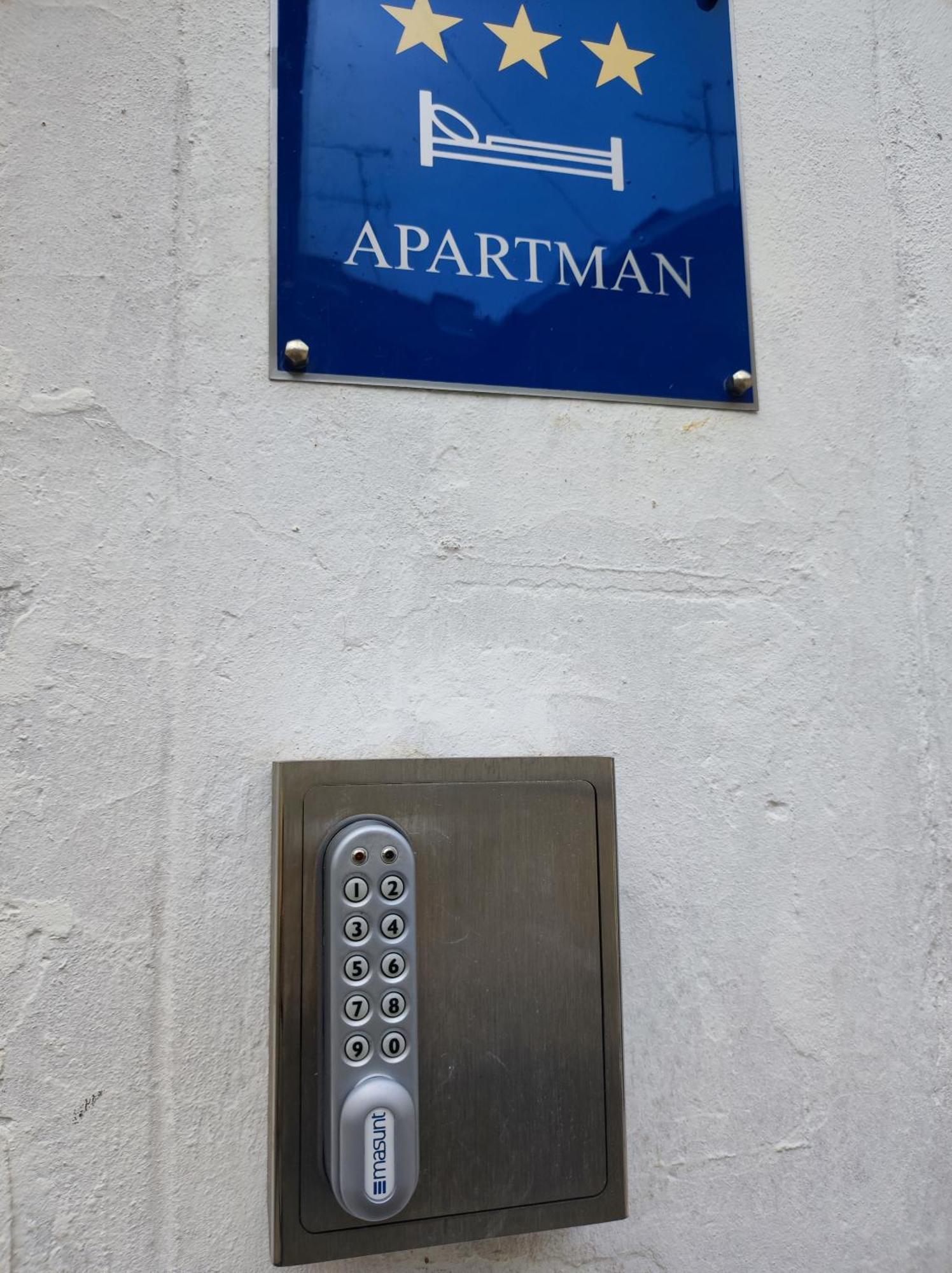 Apartment Andy Zagreb Exterior foto